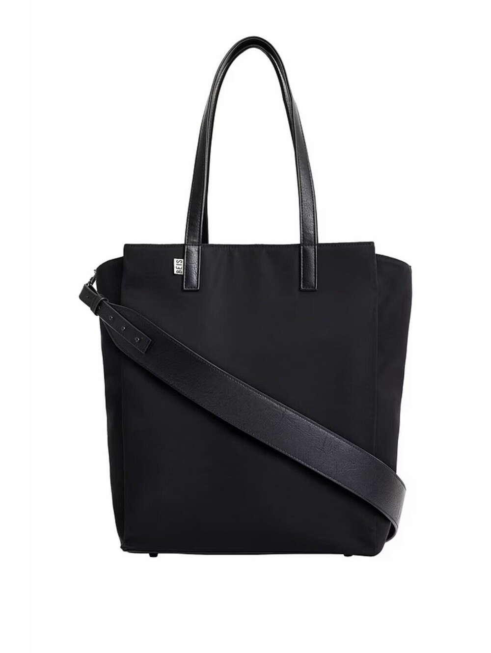 Beis Commuter Travel Tote Retails $139 Perfect For Suitcase And European Trip!